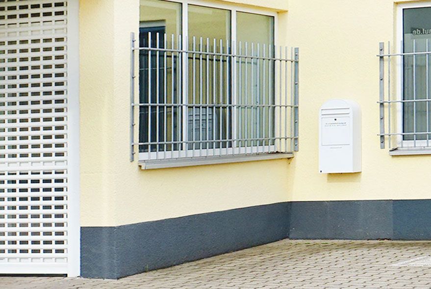 An gewerbliche oder private Zwecke angepasster Briefkasten im XXL Format
