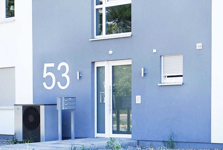 Bewährte Bauformen von Briefkastenanlagen finden - welche im Außenbereich einsetzbar sind