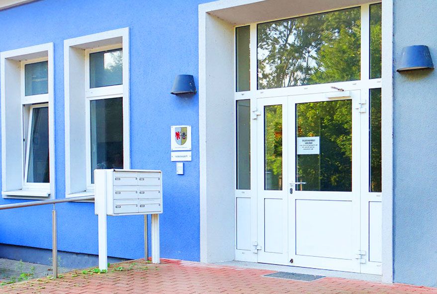 Die richtige Postkastengröße bei Frontentnahme-Briefkästen und Briefkastenanlagen auswählen
