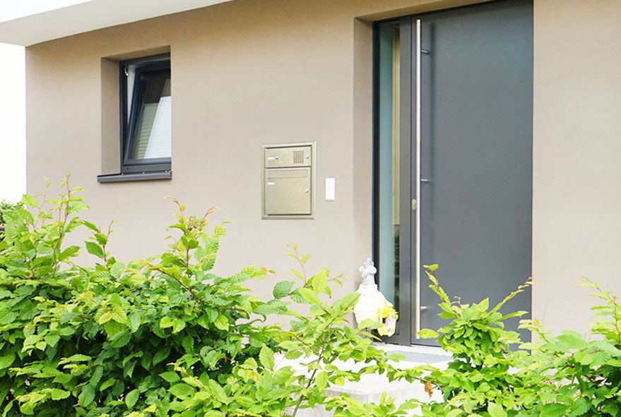 Edelstahl Briefkastenanlagen die auch für Beschriftung geeignet sind als Durchwurf Variante