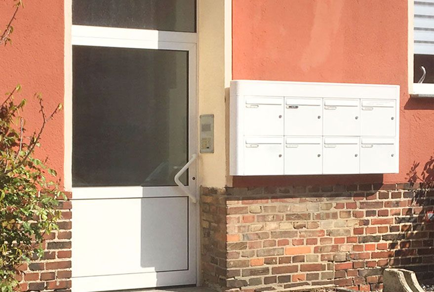 Eingefasste weiße Wandbriefkastenanlagen online bestellen