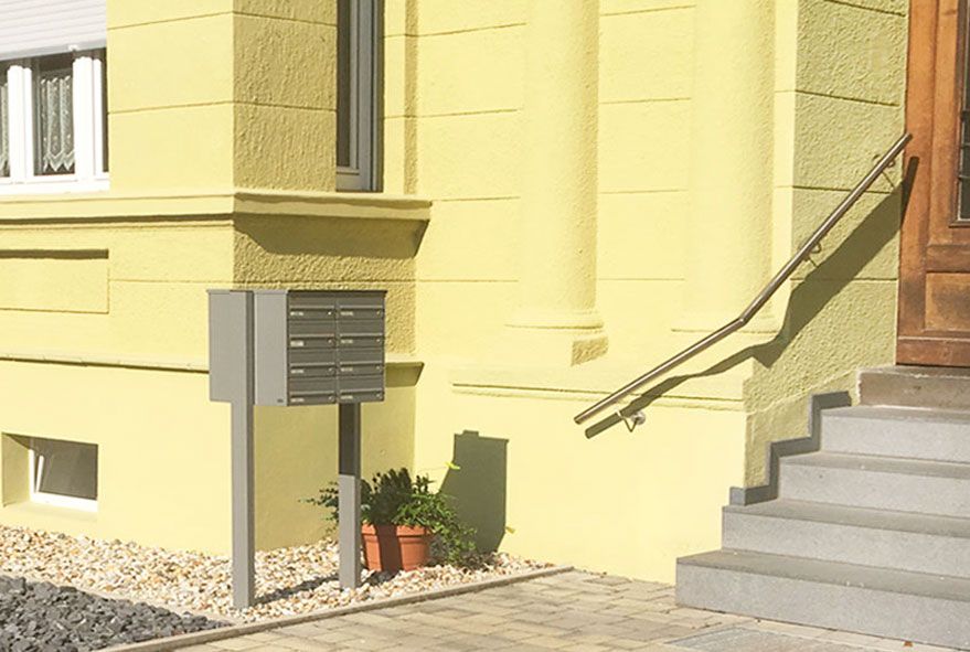 Freistehende Briefkastenanlage mit acht Briefkastenfächern online bestellen