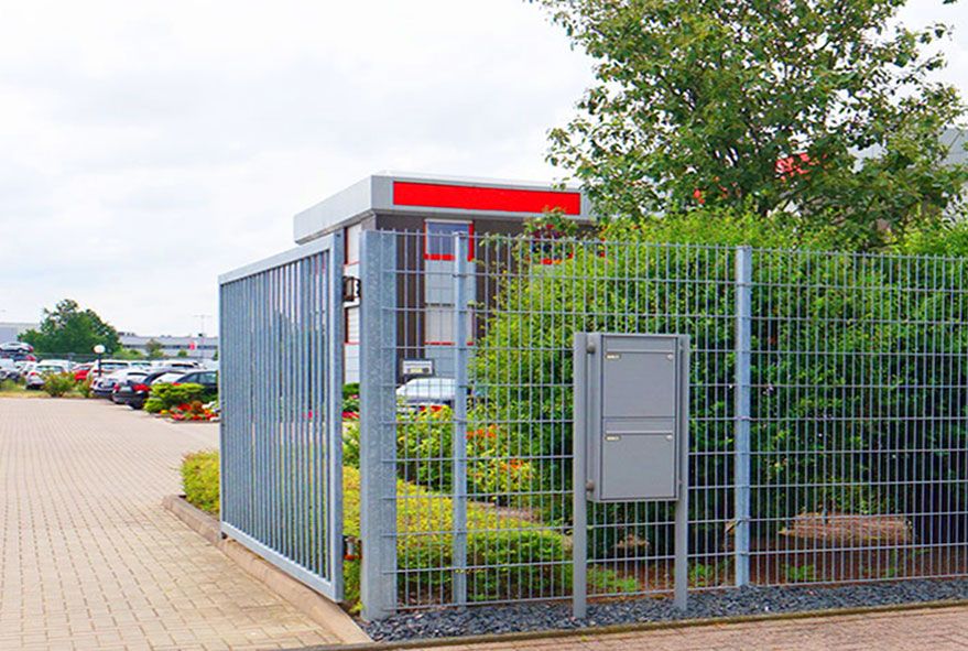 Für Autohäuser die passende Standbriefkastenanlage verwenden