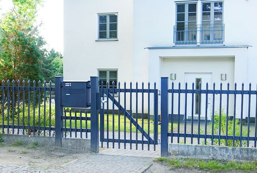 Für die passende Briefkastenanlage das zweckmäßige und am besten geeignete Material auswählen