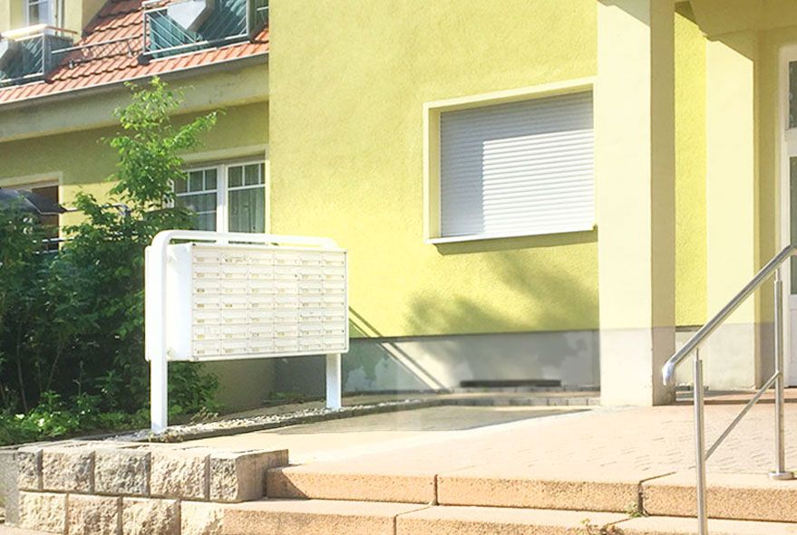 Größere Wohneinheiten mit XXL Briefkastenanlagen aus wetterbeständigen Material ausstatten