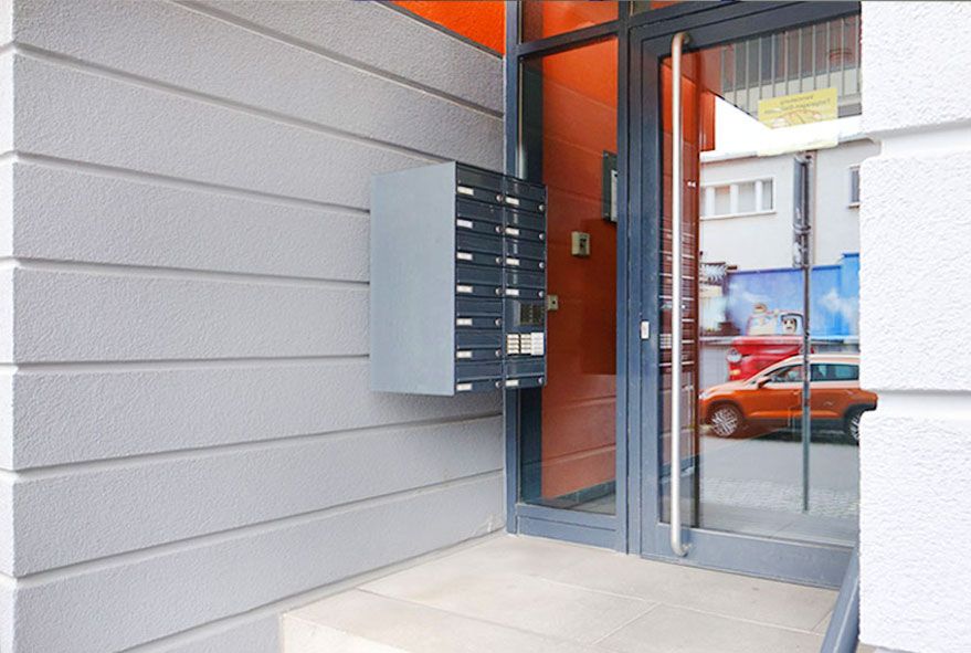 Große Wandpostkastenanlagen mit tiefen Briefkastenfächern kaufen und montieren