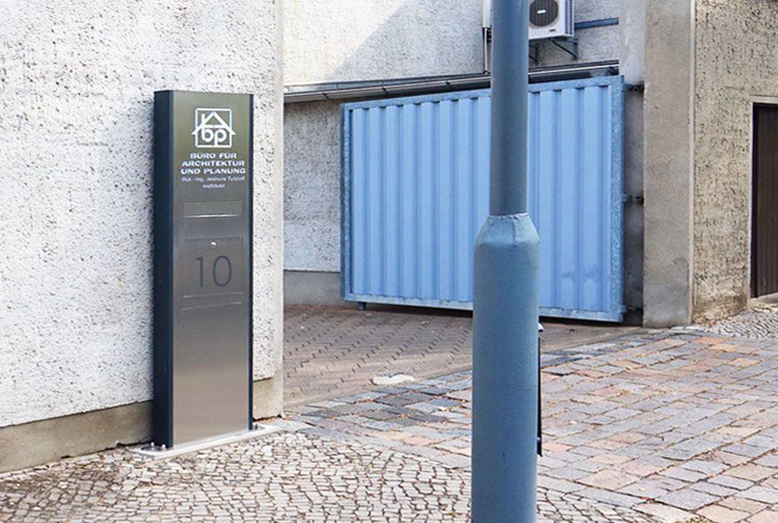 Handwerk und Gewerbetreibende benötigen oft geeignete Briefkastenanlagen mit großem Aufnahmevolumen