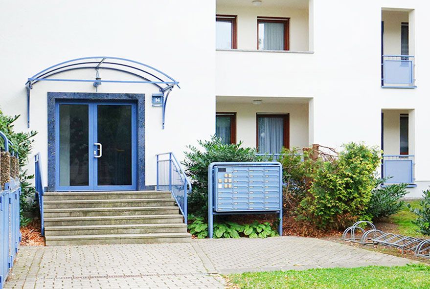 Ideale Briefkastenanlagen für Mehrfamilienhäuser online auswählen und bequem nach Hause per Spedition liefern lassen