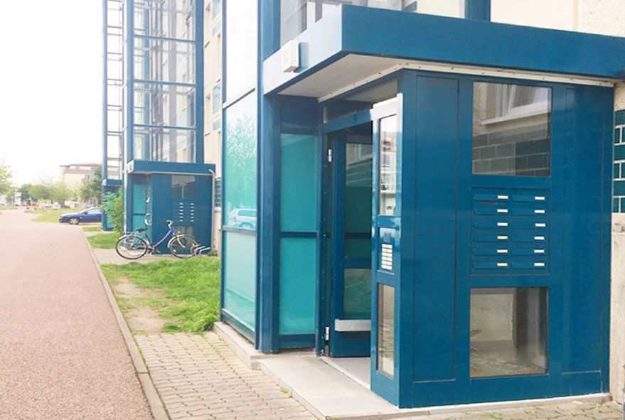 Im Hauseingang integrierbare Briefkastenanlagen und Einzelbriefkästen