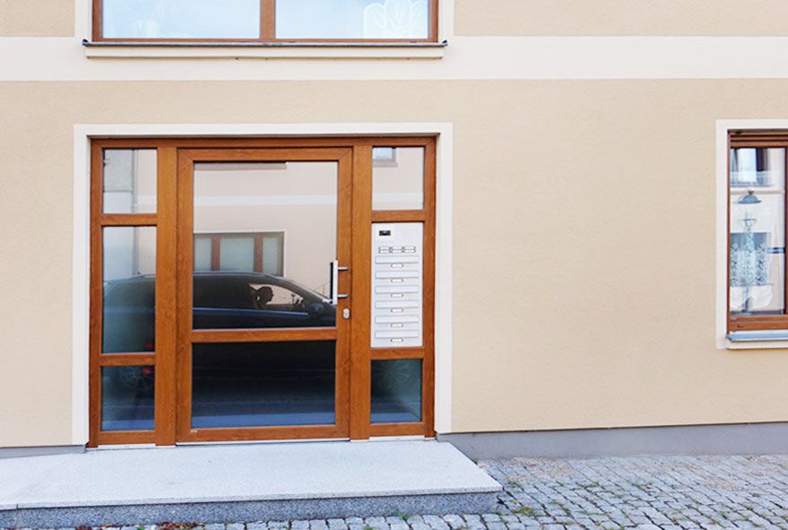 In verschiedenen Formaten erhältliche Briefkastenanlagen optisch passend zum Gebäude