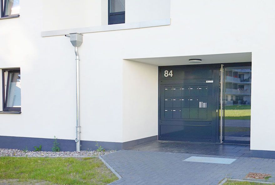 Leichte und unkomplizierte Bedienung ist bei einer zentral aufgestellten Briefkastenanlage gewünscht
