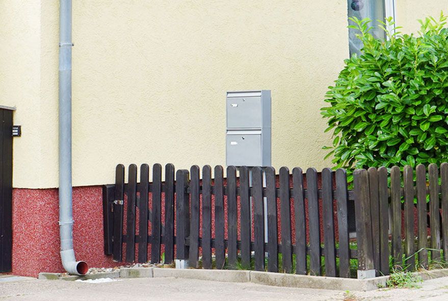 Mit zwei Fächern ausgestattete kostengünstige Briefkastenanlagen sowohl für private als auch gewerbliche Zwecke