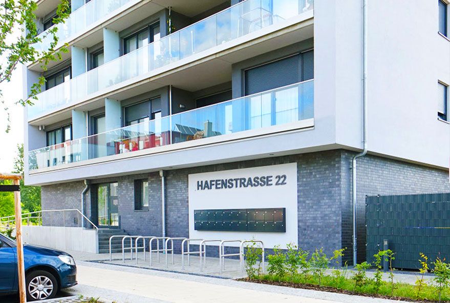 Moderne Briefkastenanlagen die erweiterbar sind für Häuser mit mehreren Wohneinheiten