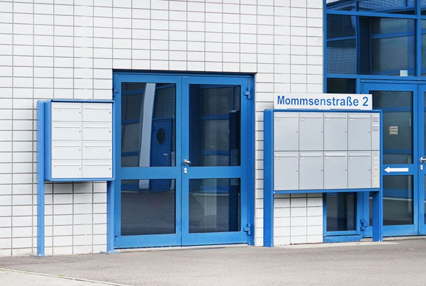 Notwendig sind auch für Gewerbetreibende günstige Lösungen bei Briefkästen oder einer frei planbaren Briefkastenanlage