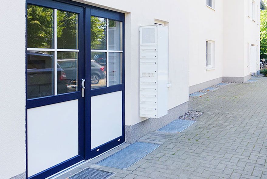 Ohne Wartezeiten montierbare Briefkastenanlagen mit unterschiedlichen Ausstattungen und Bauformen