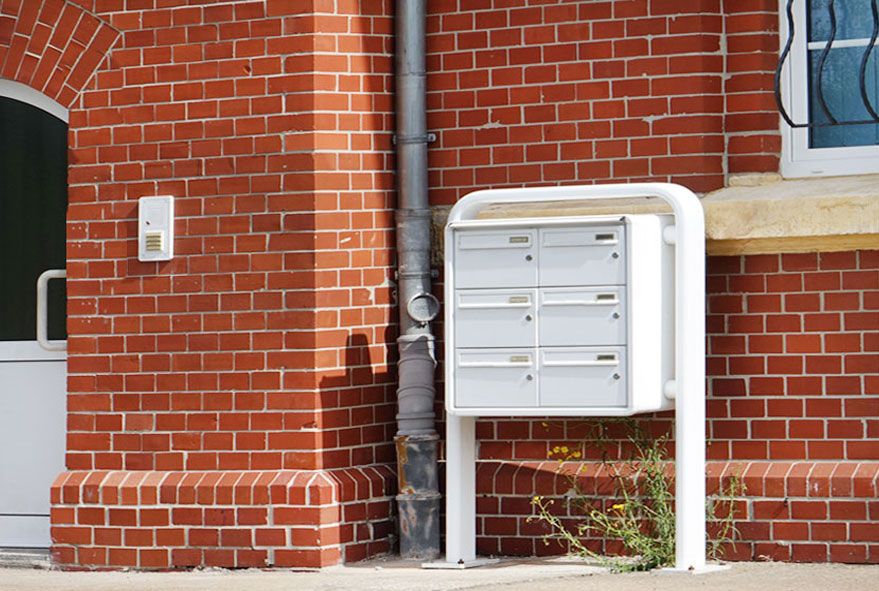 Standbriefkastenanlagen mit viel Aufnahmevolumen zum aufschrauben oder einbetonieren