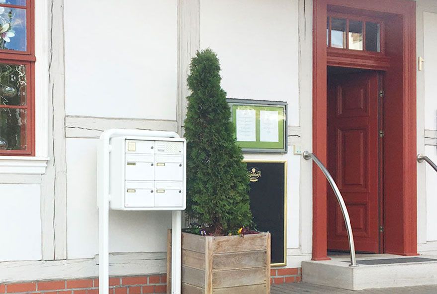Vergangene Zeiten mit Briefkastenanlagen in dazu passendem Design wieder aufleben lassen