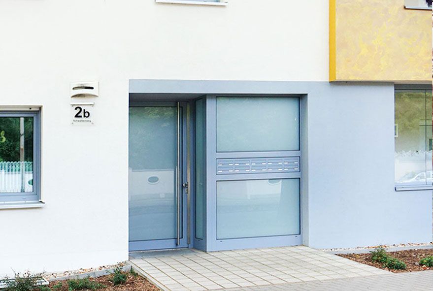 Welche Briefkastenanlage sollte für den vorgesehenen Bauplatz online gekauft werden?