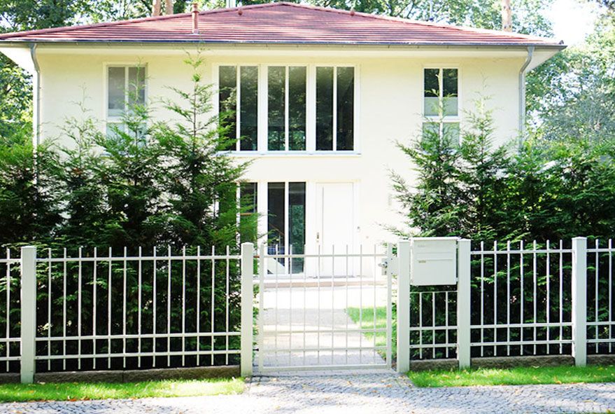 Wo finden sie passend zum Gartenzaun eine geeignete Briefkastenanlage oder Einzelkasten?