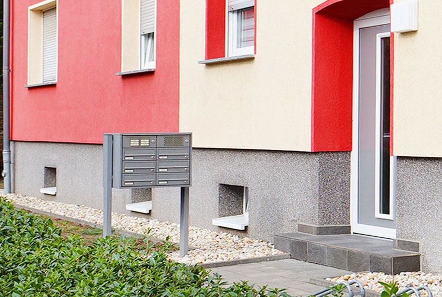 Wo kann der Vermieter direkt eine massive Briefkastenanlage online kaufen?